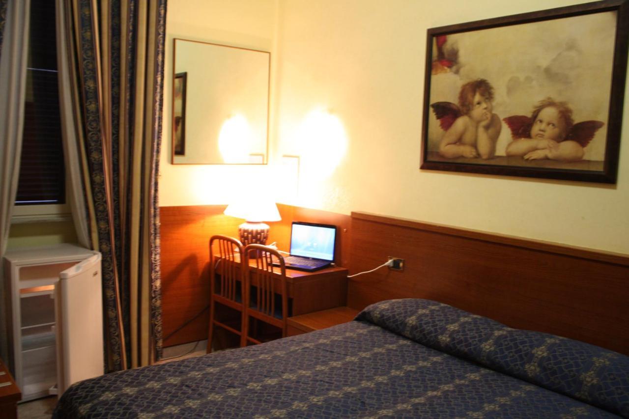 Bed & Breakfast Yiennese Two *